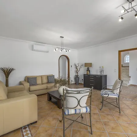 Holiday home Fiol - Spacious Vale De Parra