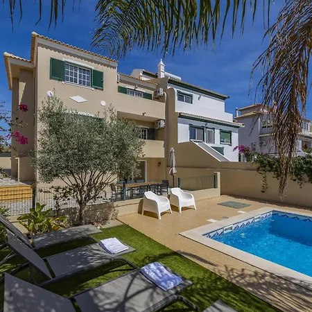 Fiol - Spacious Vale De Parra Holiday home