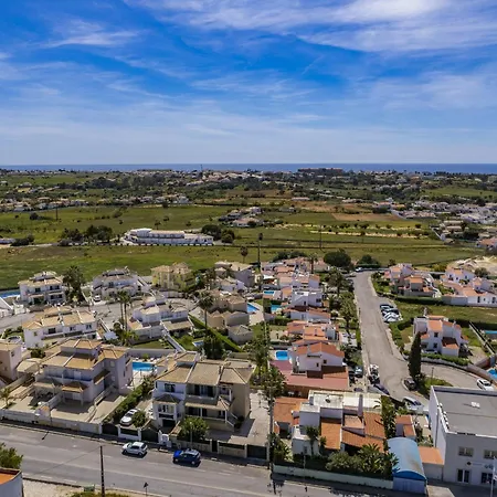 Fiol - Spacious Vale De Parra Holiday home *